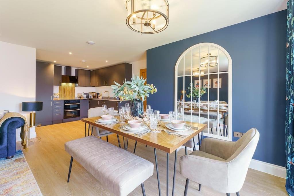 Darlington - 2 Bedroom Luxury Apartment By Mint Stays Bristol Extérieur photo