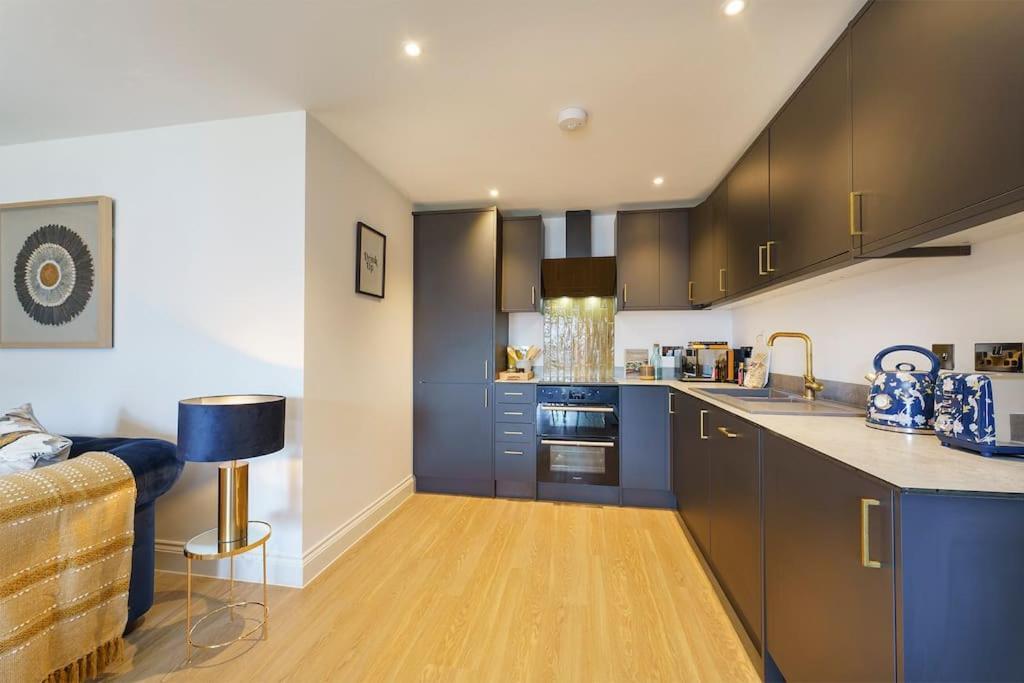 Darlington - 2 Bedroom Luxury Apartment By Mint Stays Bristol Extérieur photo